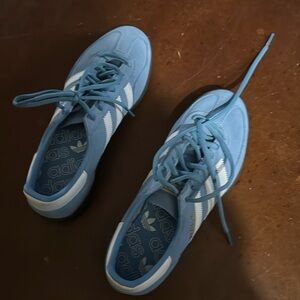 ADIDAS. Handball Spezial. Light Blue. 7.5 in Women’s. 6.5 in Men’s.